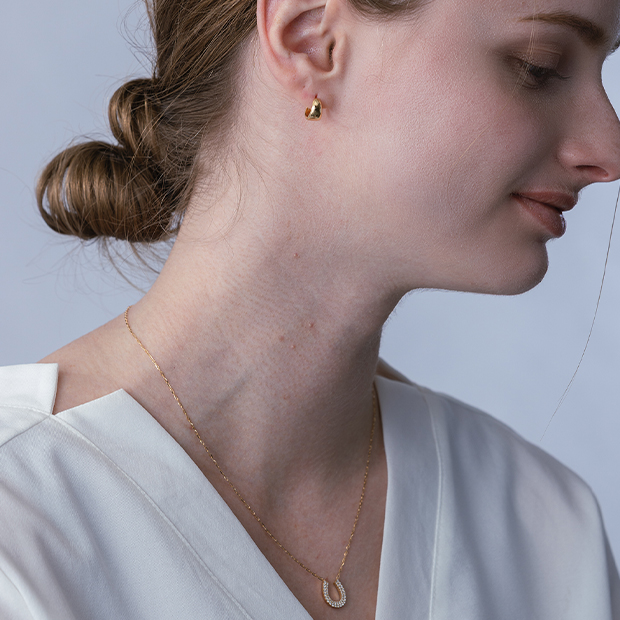 CLICK HOOP PIERCED EARRING(片耳用)(2GP0920)K18 ピアス｜スター