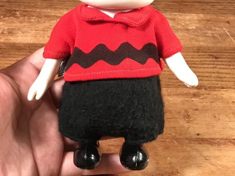 Peanuts Snoopy “Charlie Brown” Pocket Doll Figure チャーリー