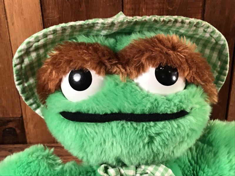 Hasbro Softies Sesame Street “Oscar the Grouch” Plush Doll