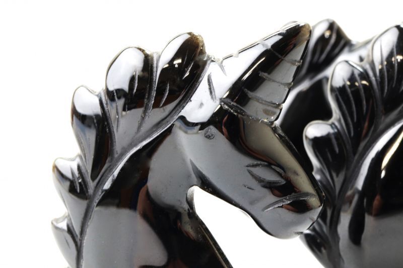 置物 彫り物 ユニコーン オブシディアン 黒 ブラック 魔除け 恋愛運