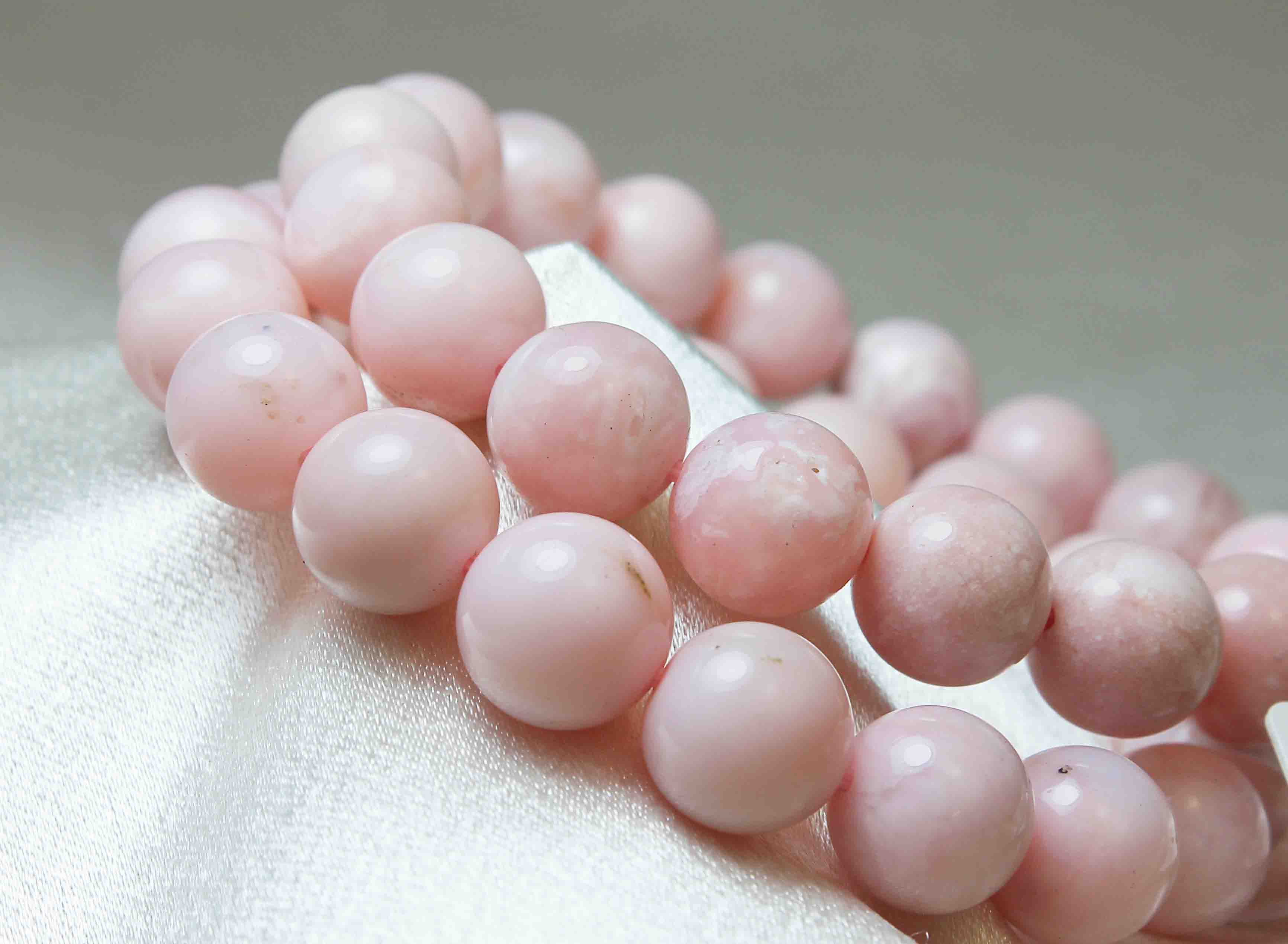 激安】 ブレスレット オーストラリア産 ピンクオパール 10.5mm 品番