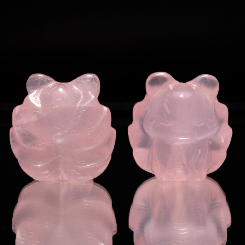 天然石パーツ 九尾の狐 ローズクォーツ 縦穴 約2.2cm×約2.1cm 品番