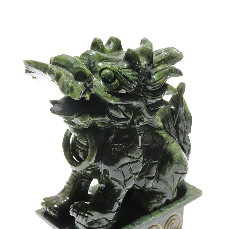 置物 彫り物 麒麟 岫岩玉 約15cm 中国産 一対 縁起物 平和 厄除け