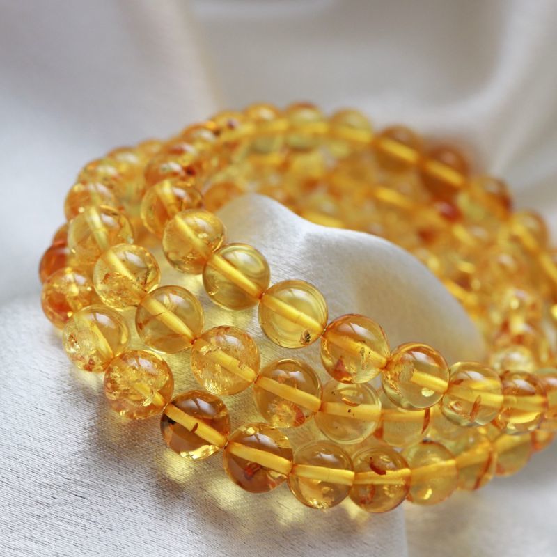 天然アンバー グリッター入り 約8mm フラワーアンバー 琥珀 バルト海産