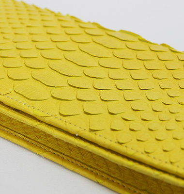 日本製 ダイヤモンドパイソン イエロー 長財布| 株式会社サンレオ
