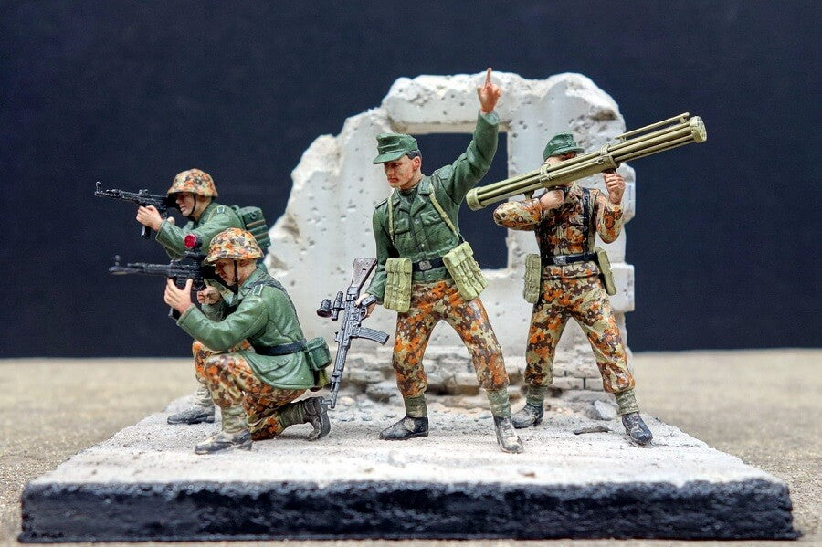 Dragon 1:35 - German Nachtjager, Berlin 1945 - Panzer Models