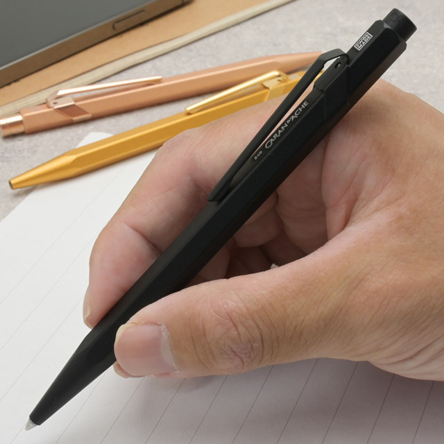CARAN D'ACHE カランダッシュ ボールペン 849 ブラックコード | ペンハウス