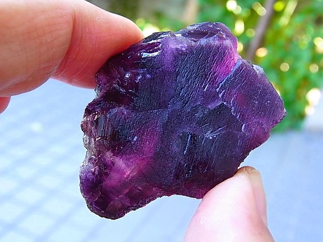 浙江省産パープルピンクフローライト原石69.4g - パーフェクトストーン