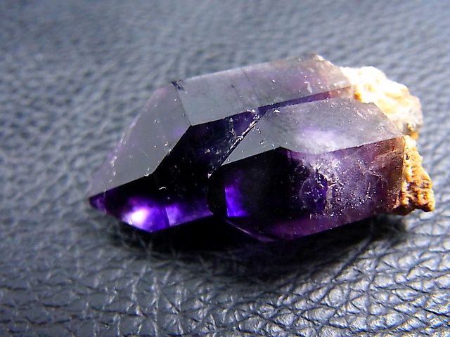 ブランドバーグアメジスト・ダブルポイント（パープル・ブルー