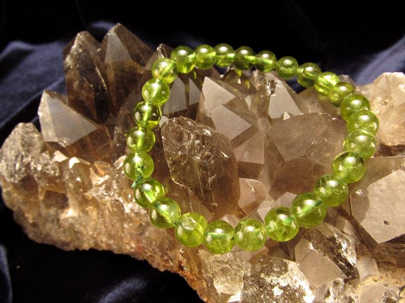 ☆希少！ルチル原石☆迫力のクラスター☆金運・財運アップのお守りに