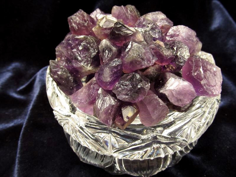 ◇超濃厚パープル！◇極上アメジストラフ原石タイプ◇『愛の守護石