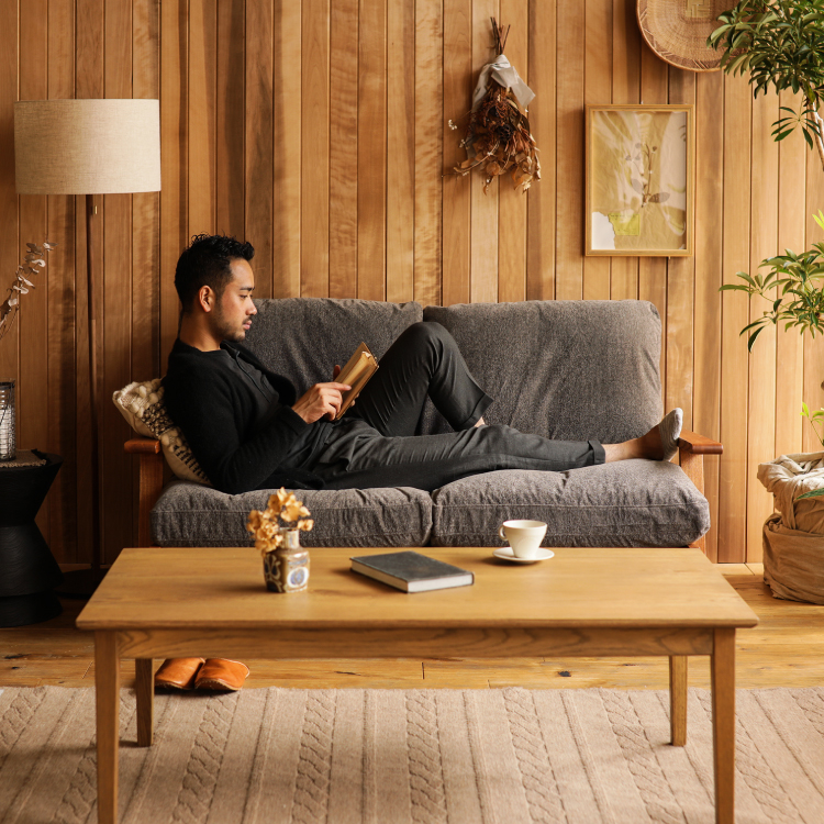 広くて贅沢なだけじゃない！カウチソファーを取り入れる3つのメリット