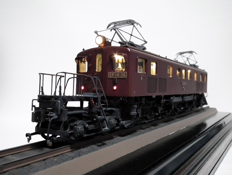 旧国鉄の貨物用電気機関車EF18 (アオシマ1/50)＞プラモデル製作＞ 2020