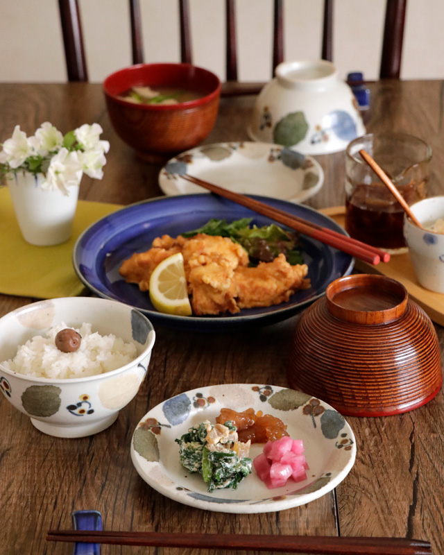 砥部焼の和食器 森陶房のリム付皿 【砥部工房 からくさ】