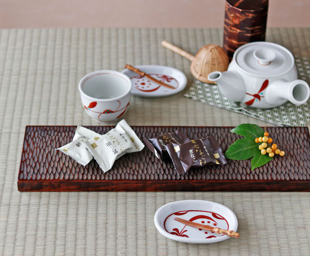 香川漆器 トレイ【砥部工房 からくさ】