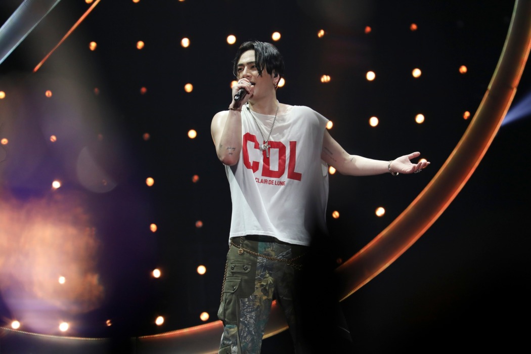 三代目JSB 登坂広臣のソロプロジェクト ØMIがツアーファイナル「ファン