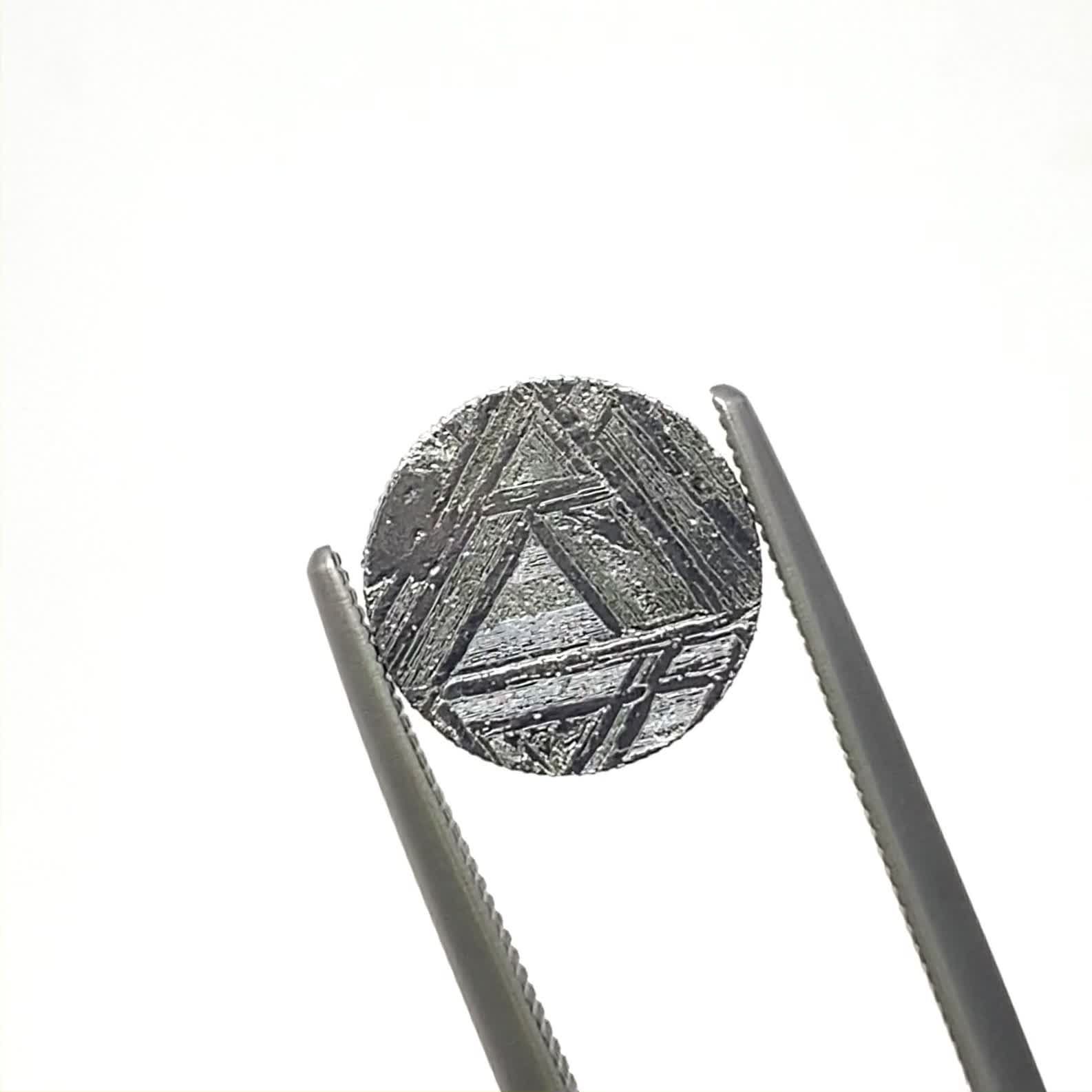 ムオニナルスタ隕石 発見地：スウェーデン 1.65ct[230722808]10x9.9mm