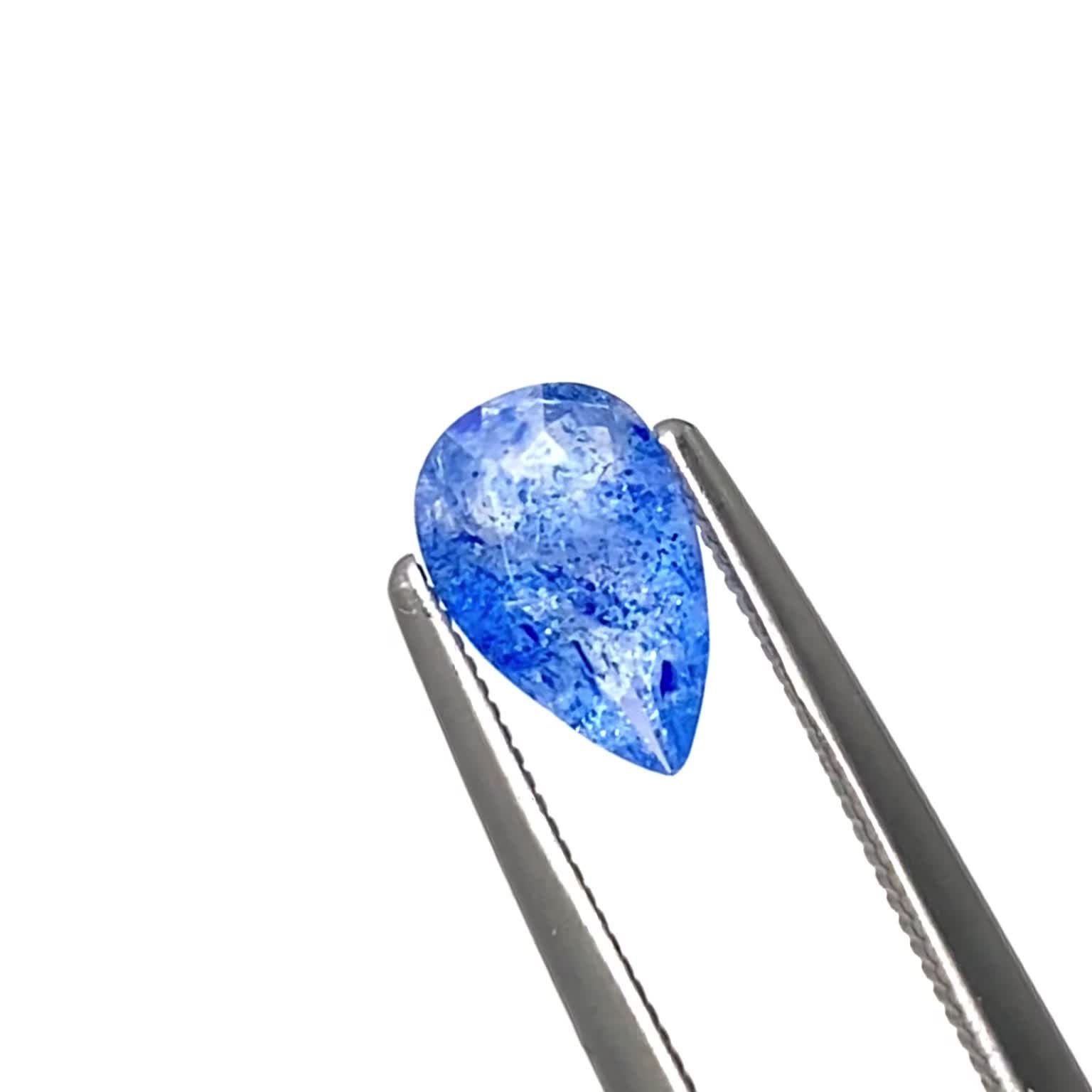 ラズライトインソーダライト フルオレッセンス(宝石名ラズライト イン