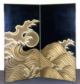 輪島塗 屏風 日の出波沈金は、豪快な構図が目を引く、迫力満点の屏風