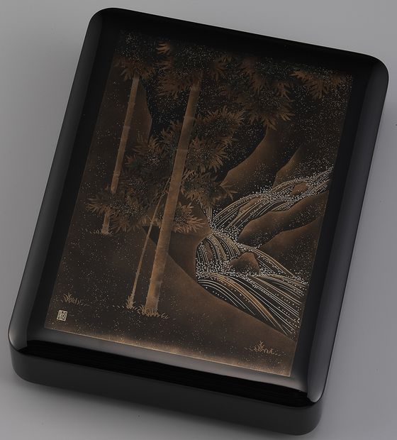 文箱 せせらぎ蒔絵は、研ぎ出し蒔絵が美しい清らかなせせらぎ蒔絵の文