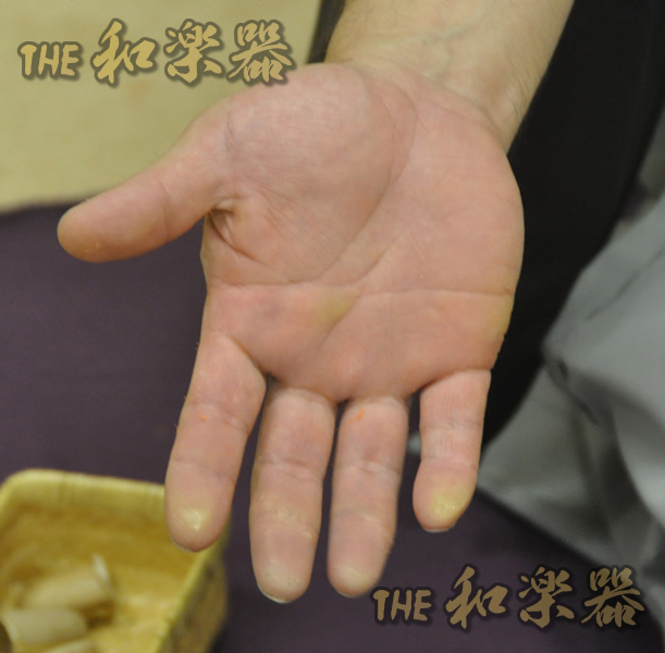 THE和楽器｜能｜大鼓（おおつづみ=大皮おおかわ）の詳細