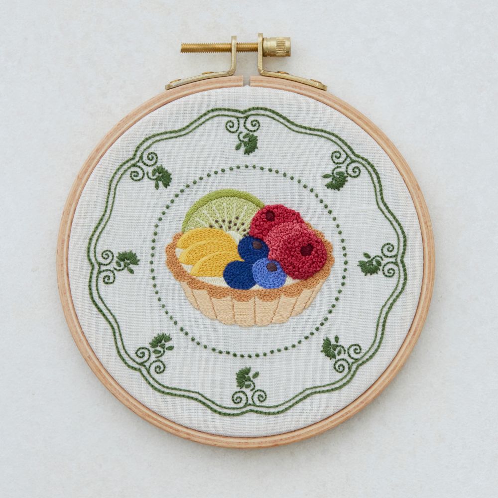 bitteさんのスイーツ刺しゅう［フルーツタルト］: キット｜手づくり