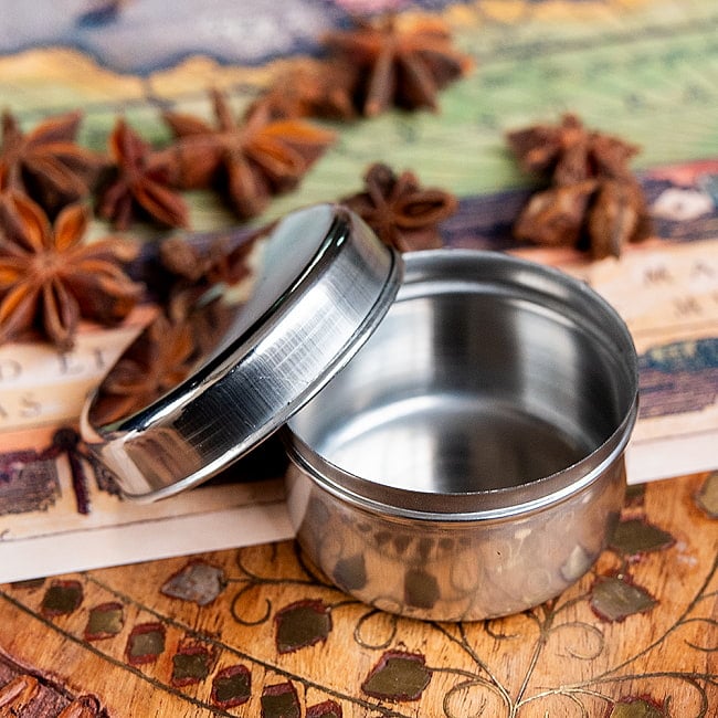 ステンレスのマサラケース・小物入れ[約5cm×約3.5cm 約50ml] の通販