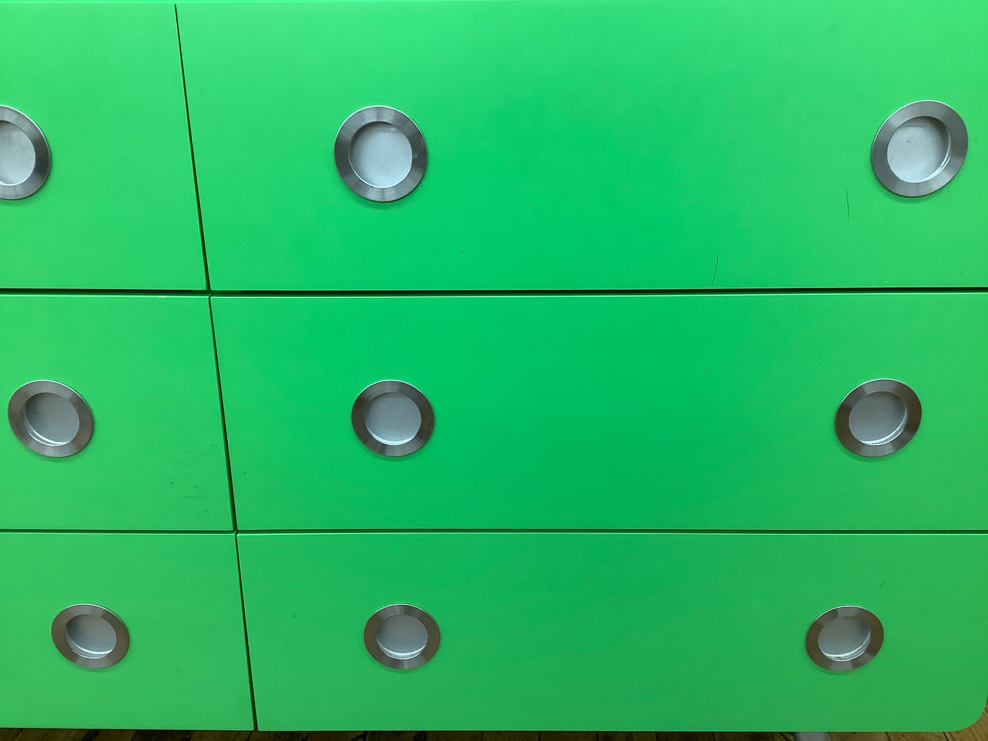 LEGNATEC/レグナテック】ポップなローチェストのご紹介！｜2023年01月