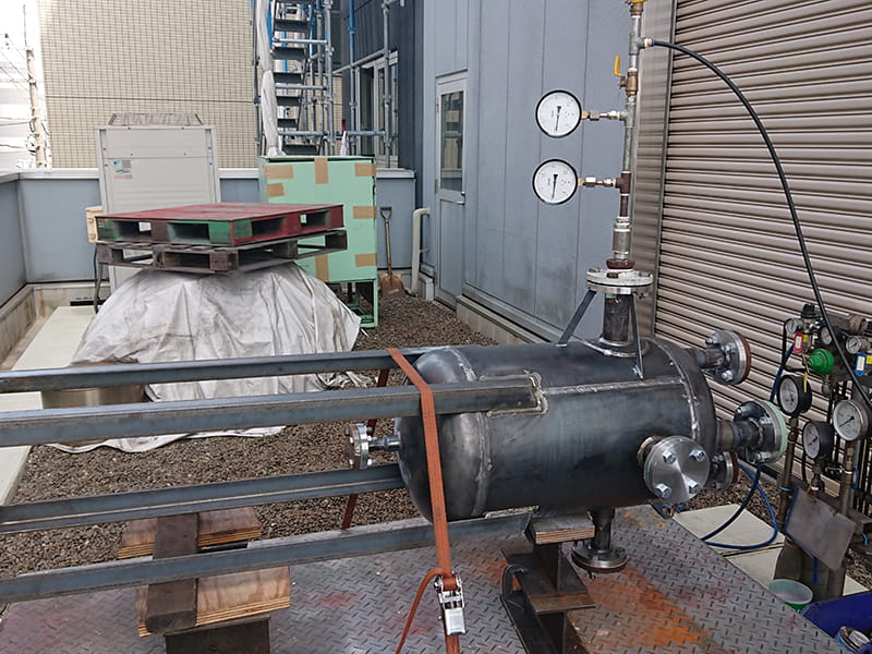 資格/設備一覧｜製缶、板金、機械加工の司工業株式会社