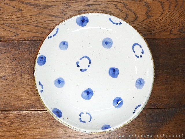 砥部焼 森陶房 銘々皿（大） 水玉 | 内田屋通販