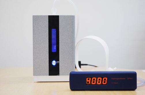 99.9％の水素ガスを毎分150ml発生。水素吸入器（吸引機)・ 水素水生成