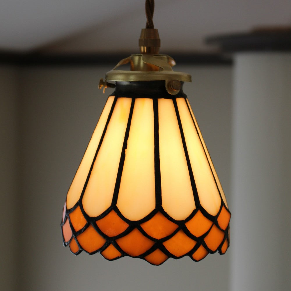 2月中旬入荷予定】落ち着いた渋めオレンジ色ガラス ステンドグラス