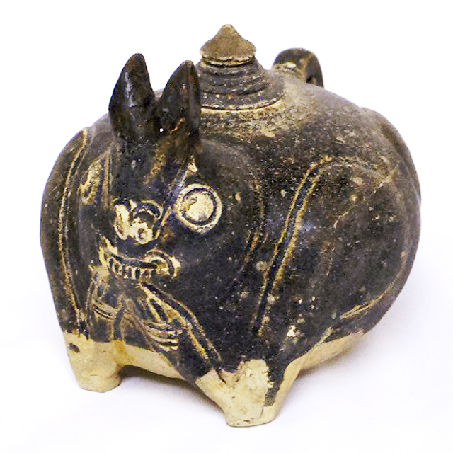 黒褐釉兎形壺｜特選画廊｜ヨコタ博物館