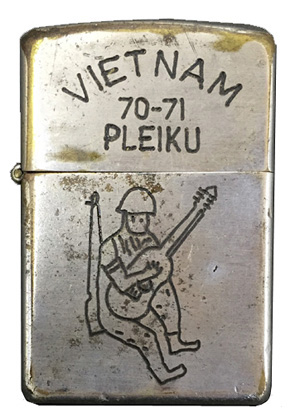 ZIPPO】ジッポー：ベトナムZIPPO/1970年製造品 兵士とギター