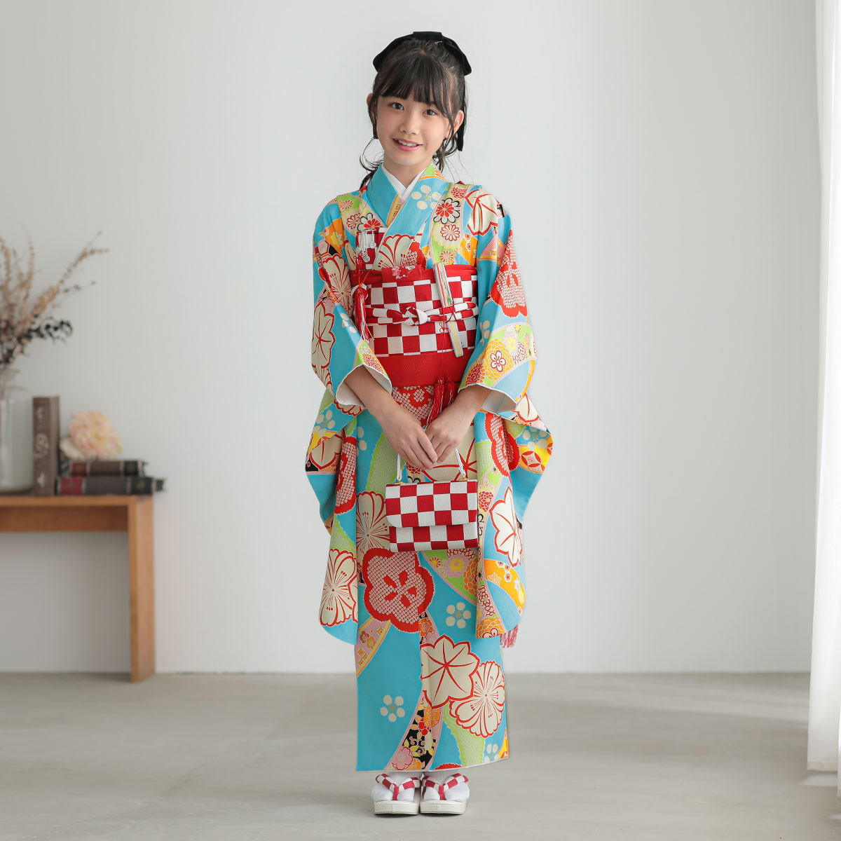 七五三七歳四つ身：N128 紅一点 【正絹】水色 紅梅に花々 | 七五三着物