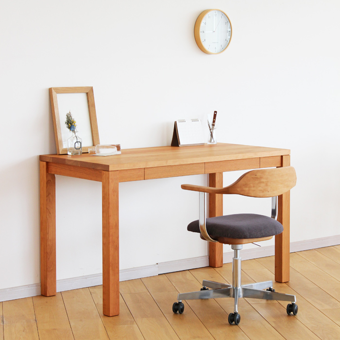 シンプルデスク