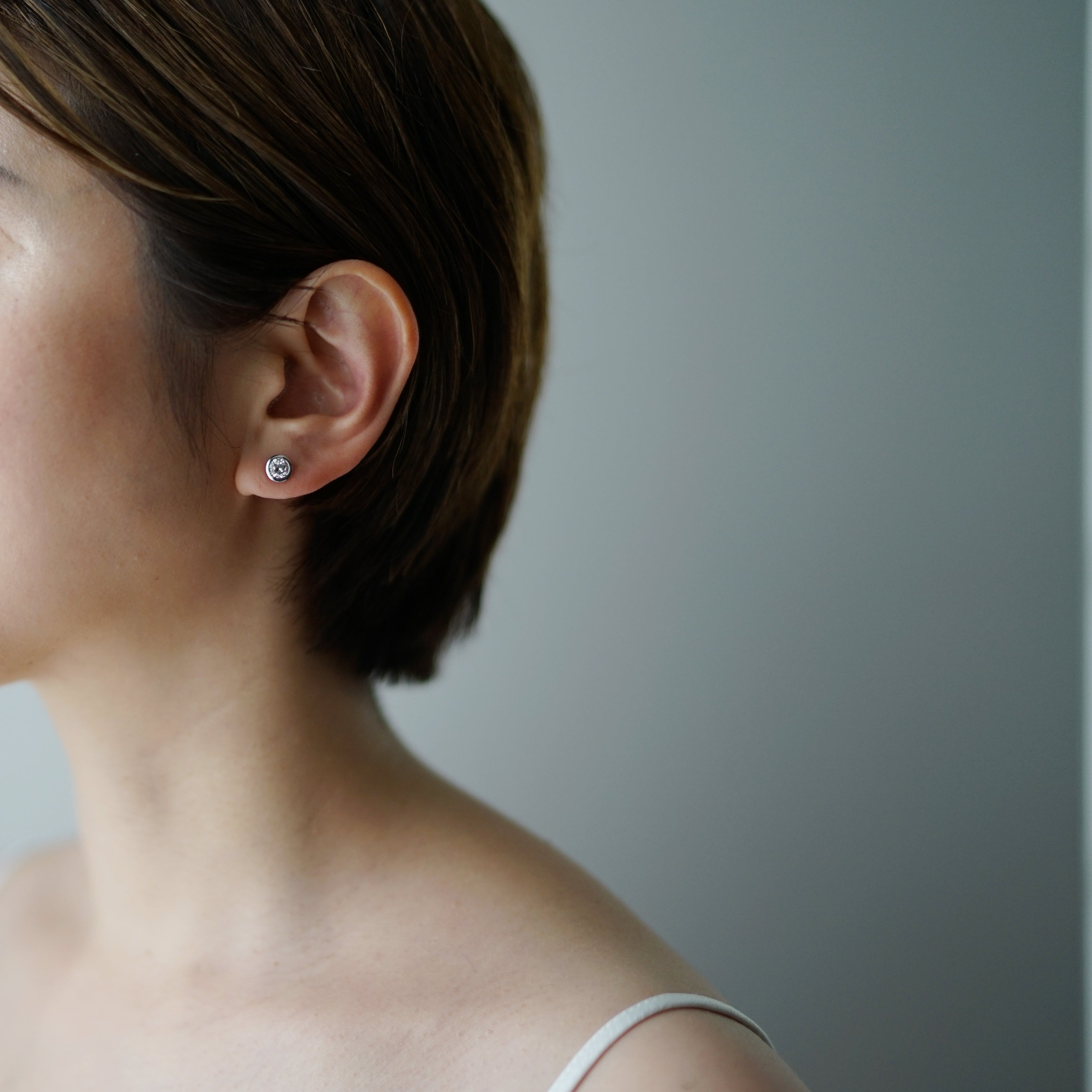 Pierce – YON (ヨン）| 公式オンラインサイト