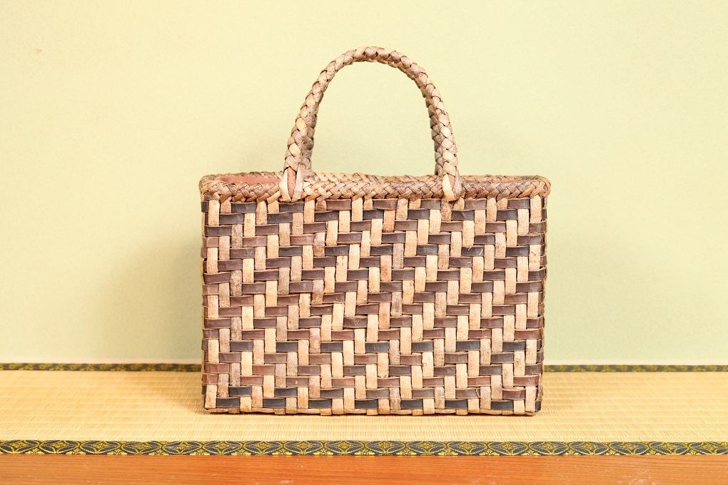 くるみ籠バッグ】網代編み | ちちぶ吉田くるみの会