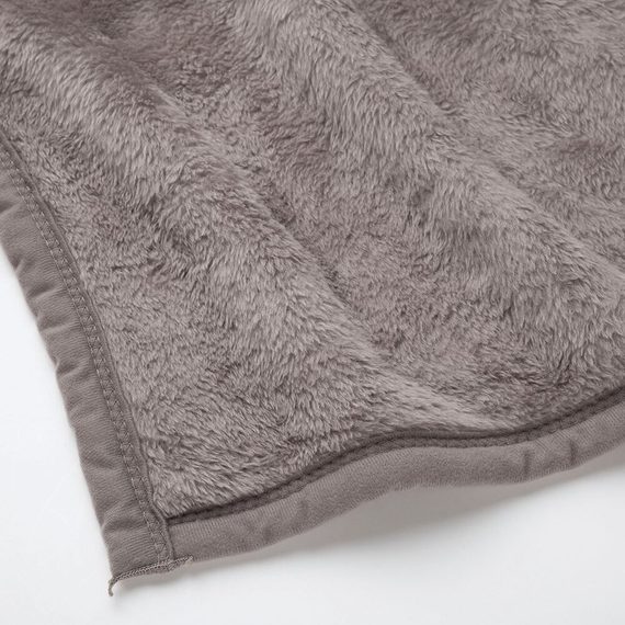 知ってた？】ユニクロでヒートテックの「毛布」が販売されているんです