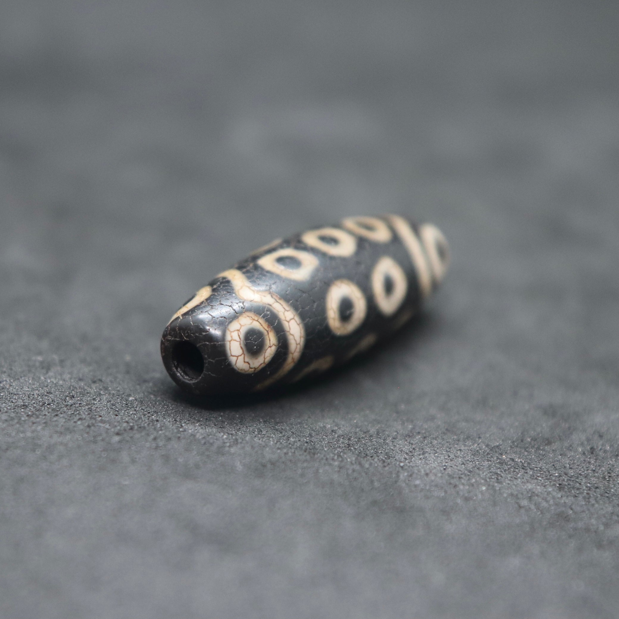 二十一眼火供天珠 – 天然石屋 優月堂