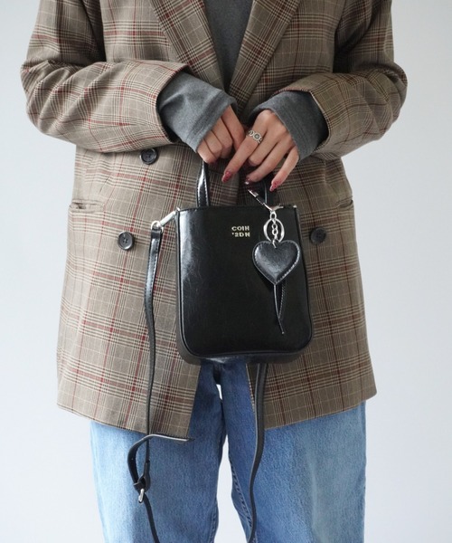 Port（ポート） ショルダーバッグ バッグ 「 」 チャーム付き 2WAY