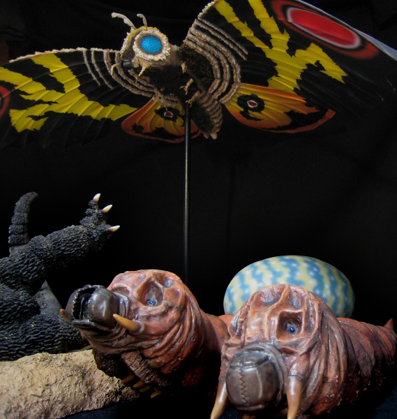 □モスラ対ゴジラ・静之浦の死闘 完成品+パラダイス モスラ幼虫</FONT