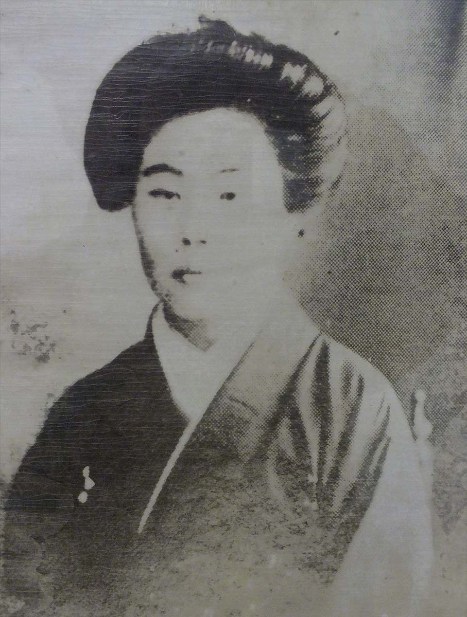 シリーズ・都市伝説】千里眼と呼ばれた透視能力者「御船千鶴子」 | ゾゾゾ