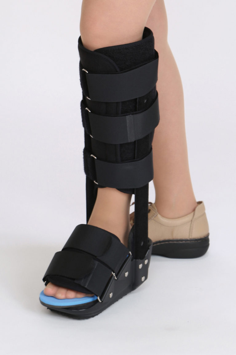 AD踵骨免荷ブレイス | 製品情報｜アドバンフィット株式会社