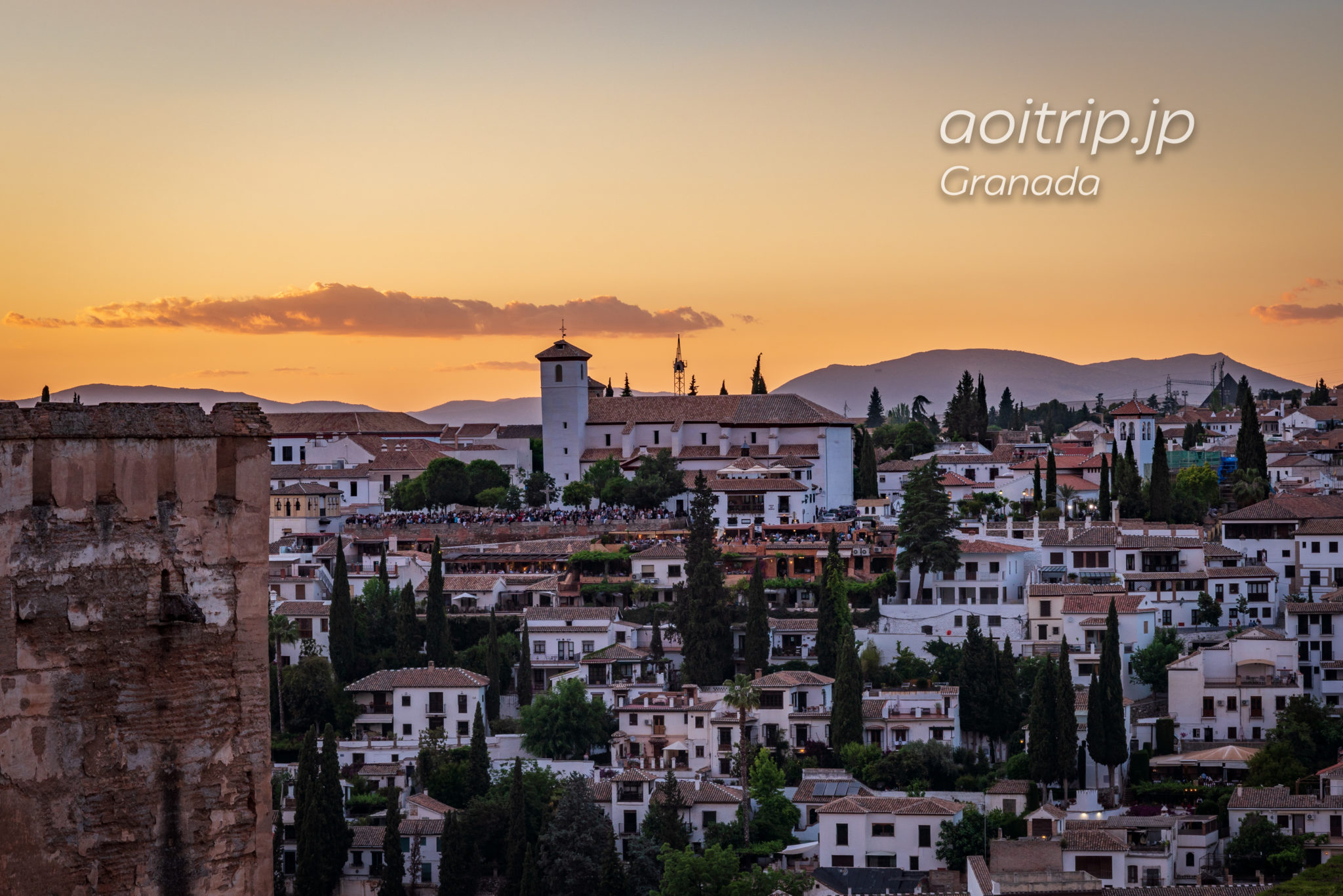 夜のアルハンブラ宮殿を徘徊する。現れたのは…（スペイン） | あおい