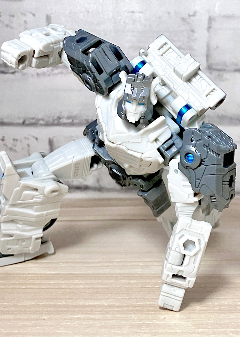 トランスフォーマーエイジ・オブ・ザ・プライム AOTP-07プライマ