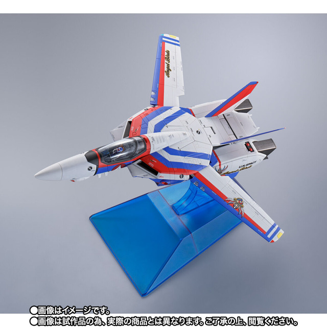 超時空要塞マクロス」第1話登場の“VF-1Aバルキリー エンジェルバーズ