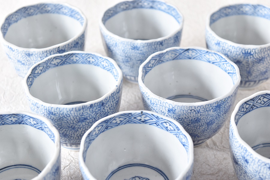 古伊万里 染付 微塵唐草 蕎麦猪口 輪花型向付 - 生活骨董と古布の