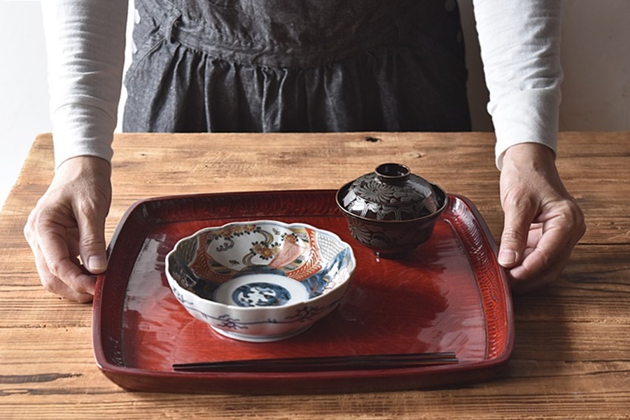 天然木製漆塗 橘屋友七 溜塗菊銀蒔絵小吸物椀 - 生活骨董と古布の