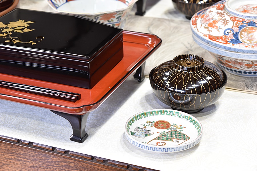 古伊万里 色絵 立雛 ひな人形 盤型小皿 5枚セット うち1枚傷あり